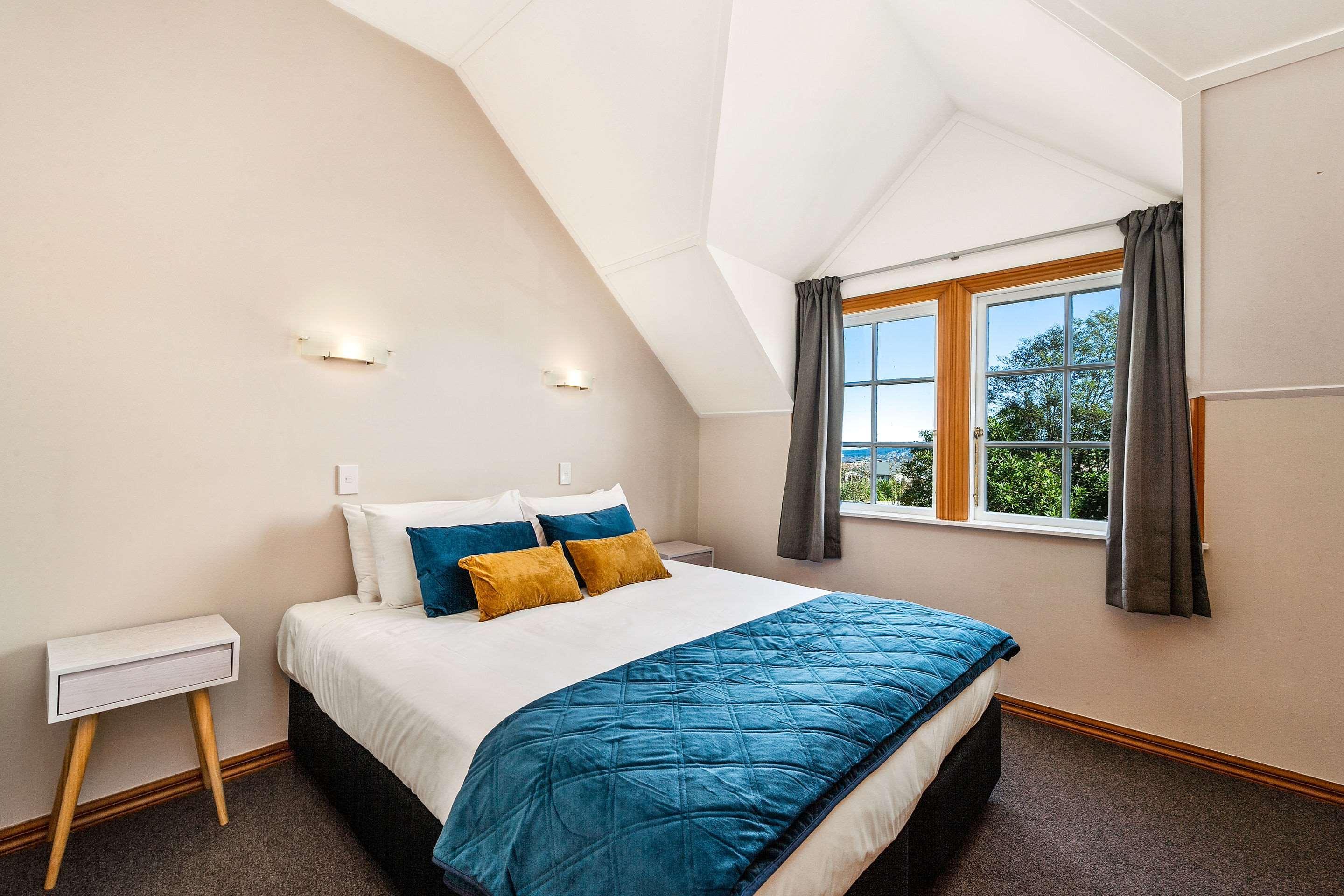 Huka Falls Resort Taupo Eksteriør billede A bedroom at the hotel